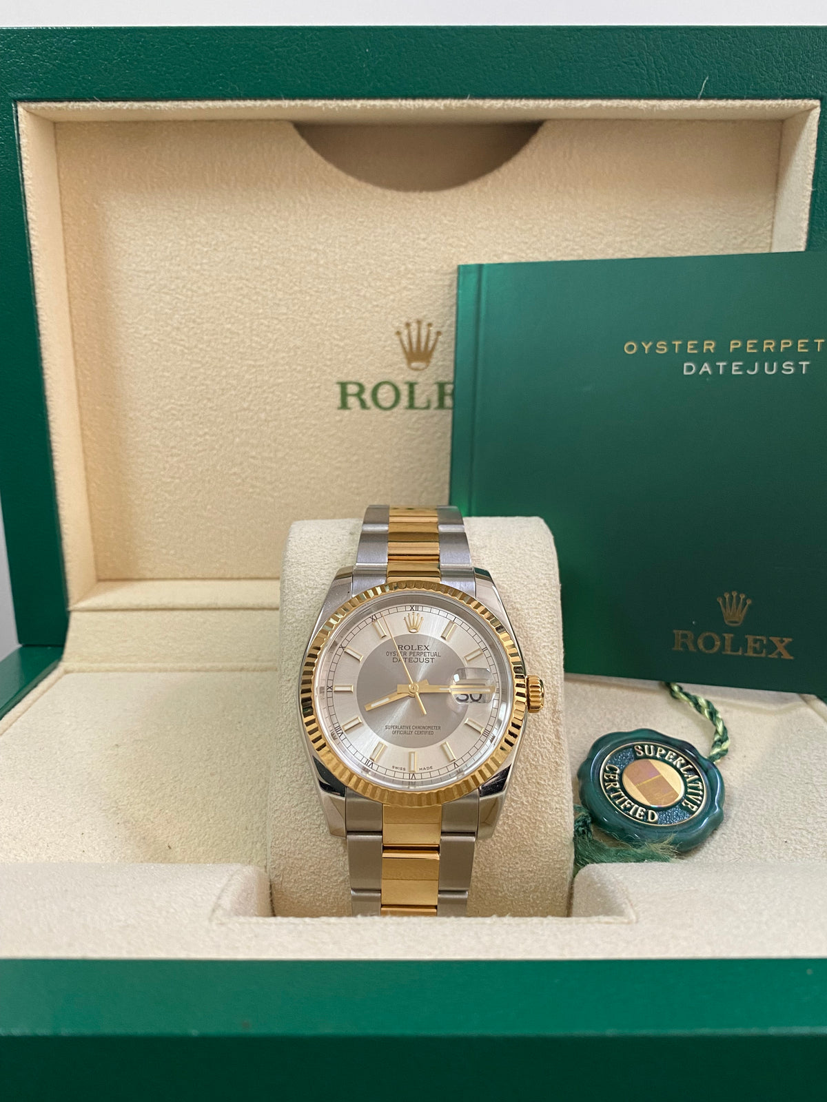 Rolex Steel and Yellow Gold Datejust 36 - D serial - Fluted Bezel - "Tuxedo" Dial - Oyster Bracelet - 116233