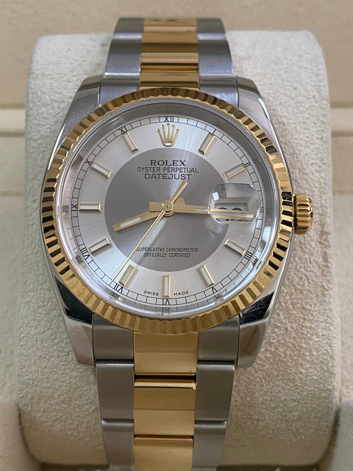 Rolex Steel and Yellow Gold Datejust 36 - D serial - Fluted Bezel - "Tuxedo" Dial - Oyster Bracelet - 116233