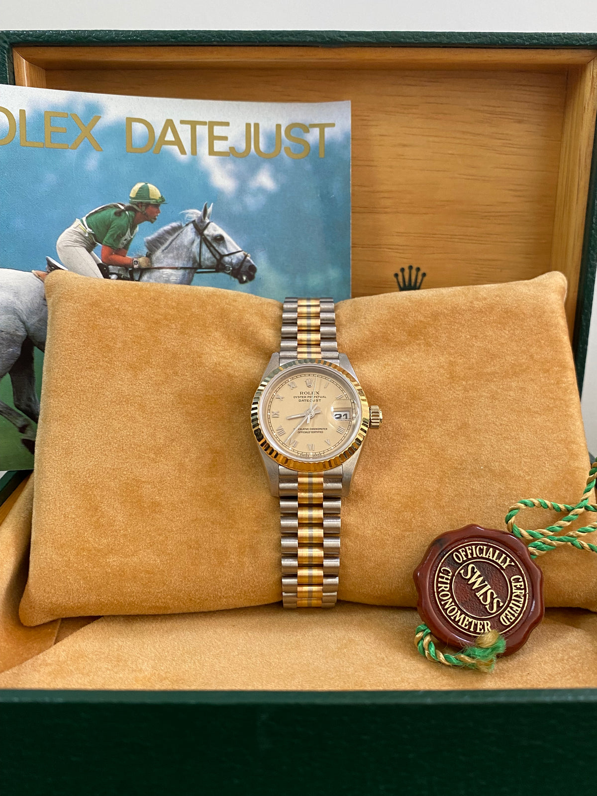 Rolex White Gold Lady-Datejust - W serial - Fluted Bezel - Tridor - President Bracelet - 69179B