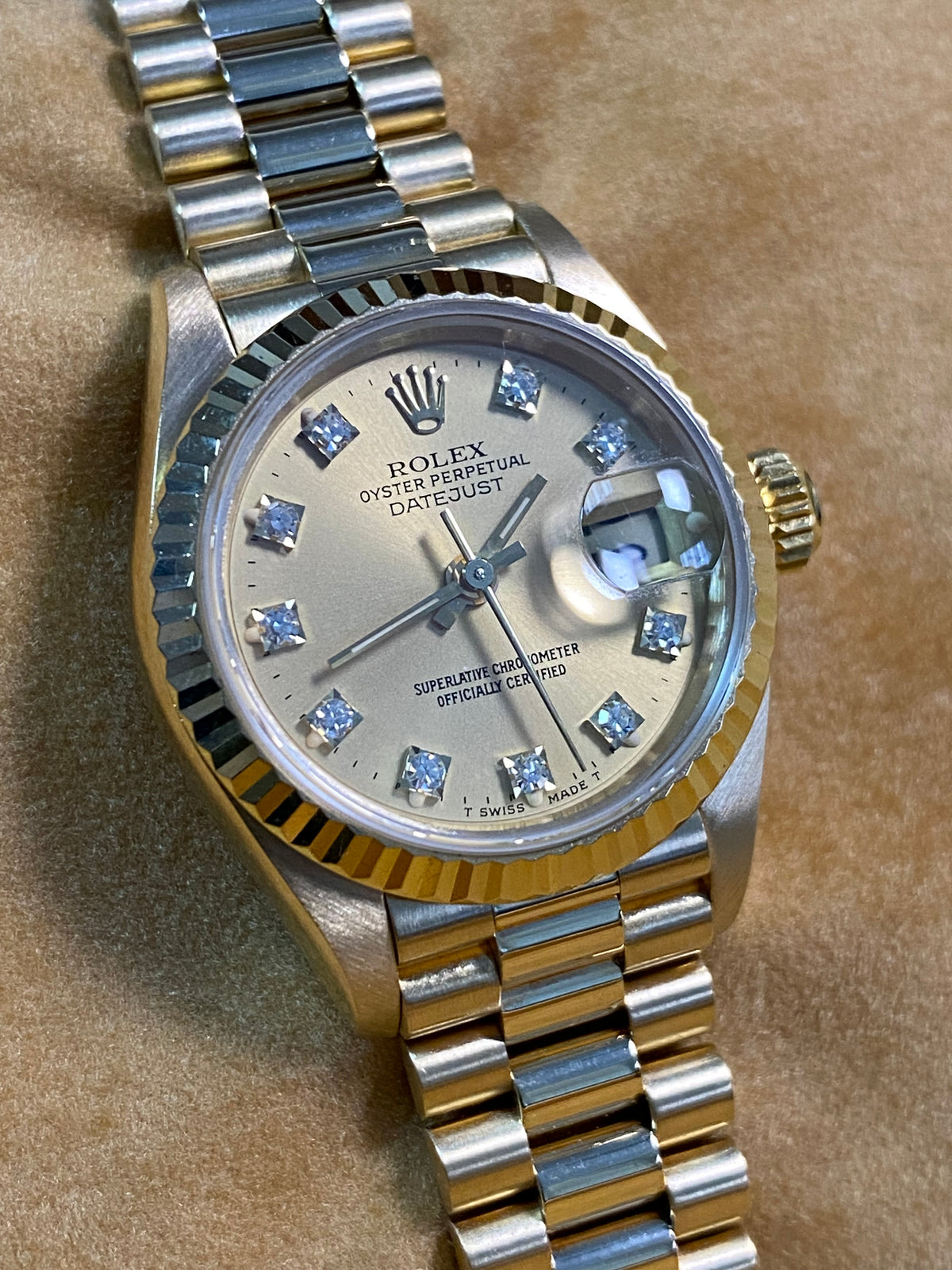 Rolex Yellow Gold Lady-Datejust - L serial - Fluted Bezel - Factory Diamond Dial - President Bracelet - 69178