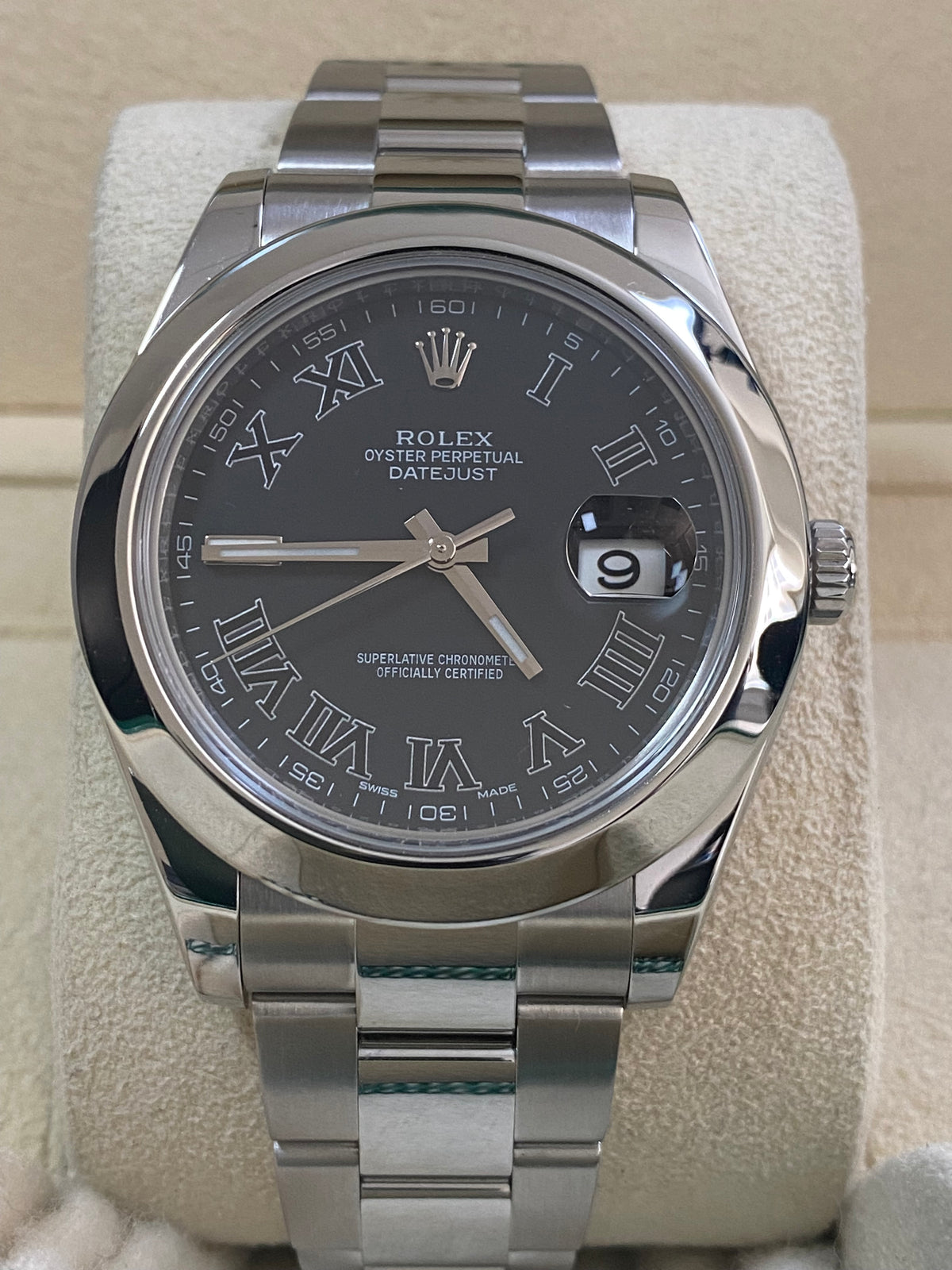 Rolex Steel Datejust II - Smooth Bezel - Black Roman Dial - Oyster Bracelet - 116300 *COMPLETE SET*