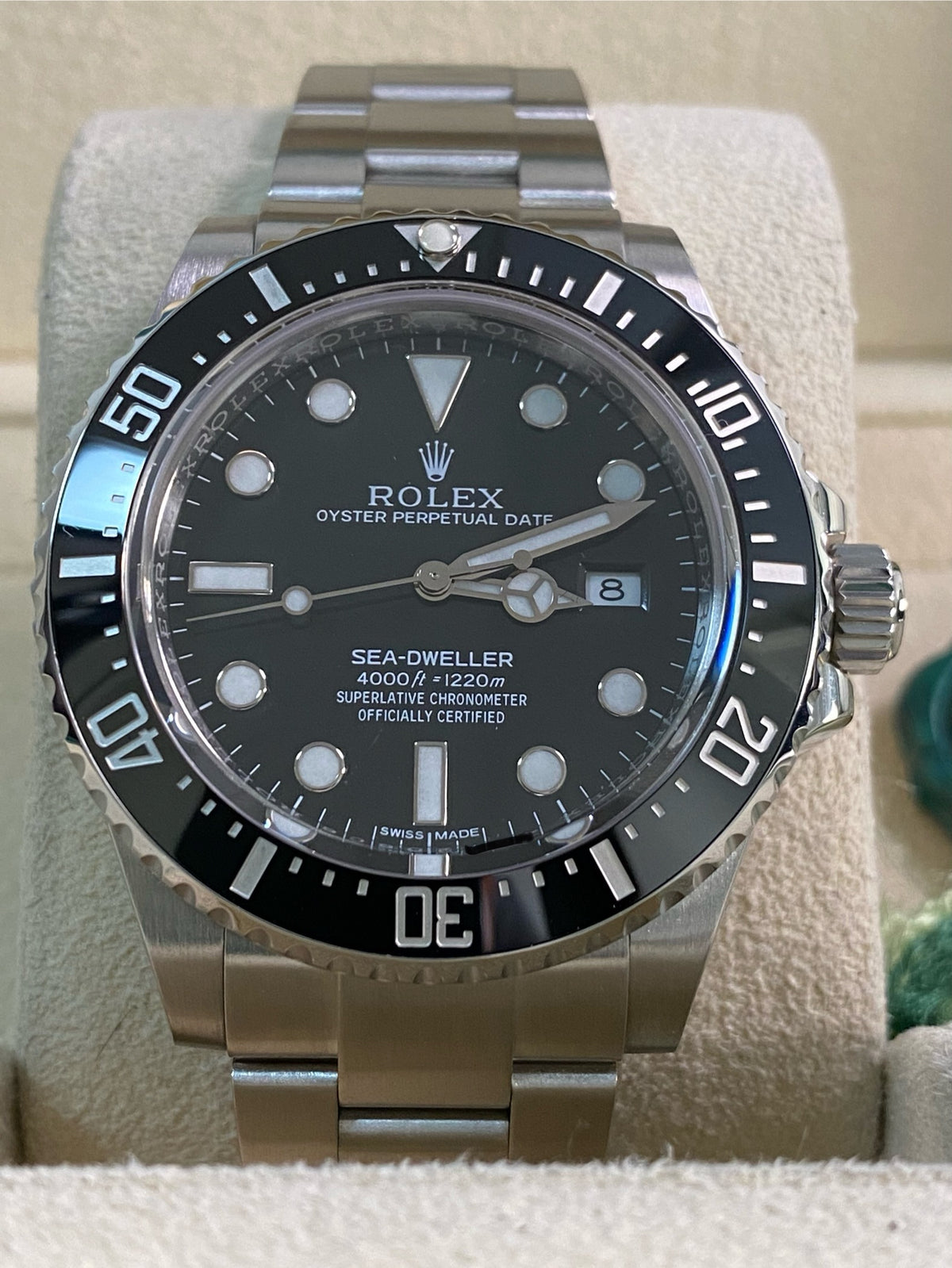 Rolex Sea-Dweller 4000 - Black Dial - 116600