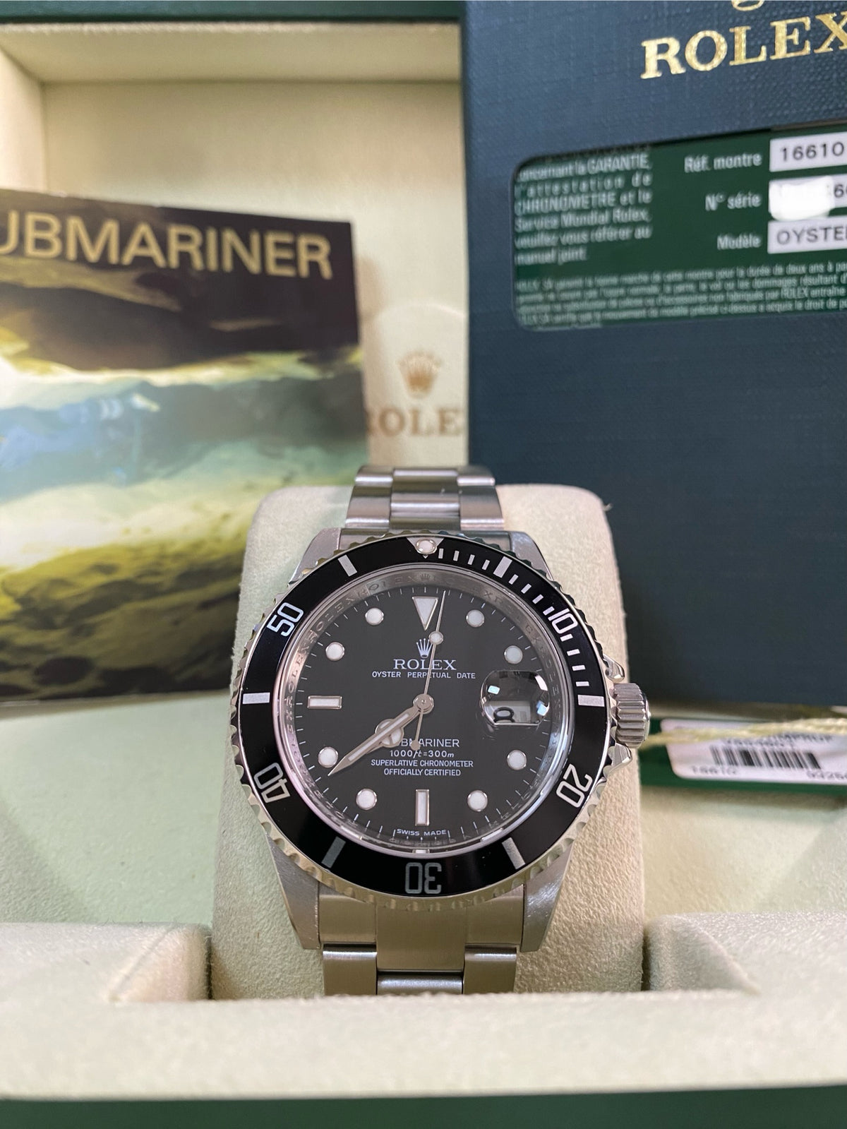 Rolex Steel Submariner Date - V serial - Pre-Ceramic Bezel - Black Dial - 16610 *FULL SET*