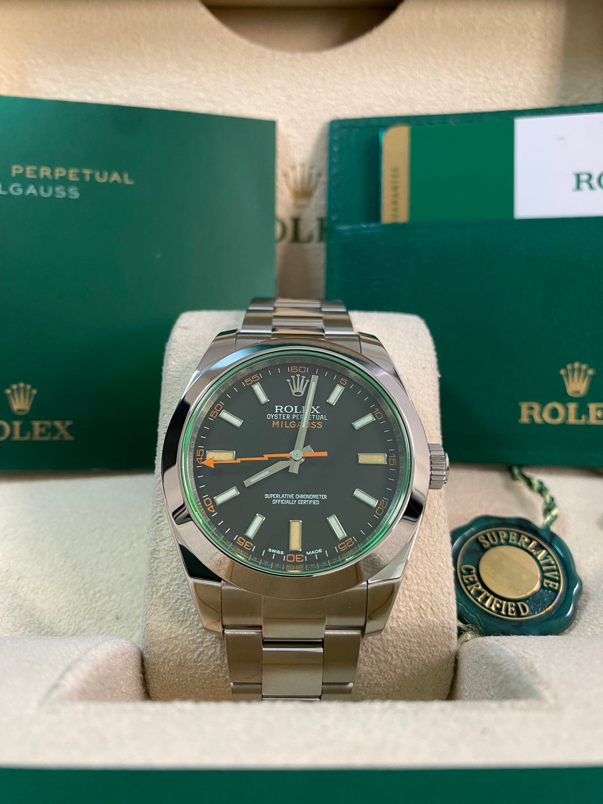 Rolex Milgauss - 2019 - Black Dial - Green Crystal - 116400GV *FULL SET*