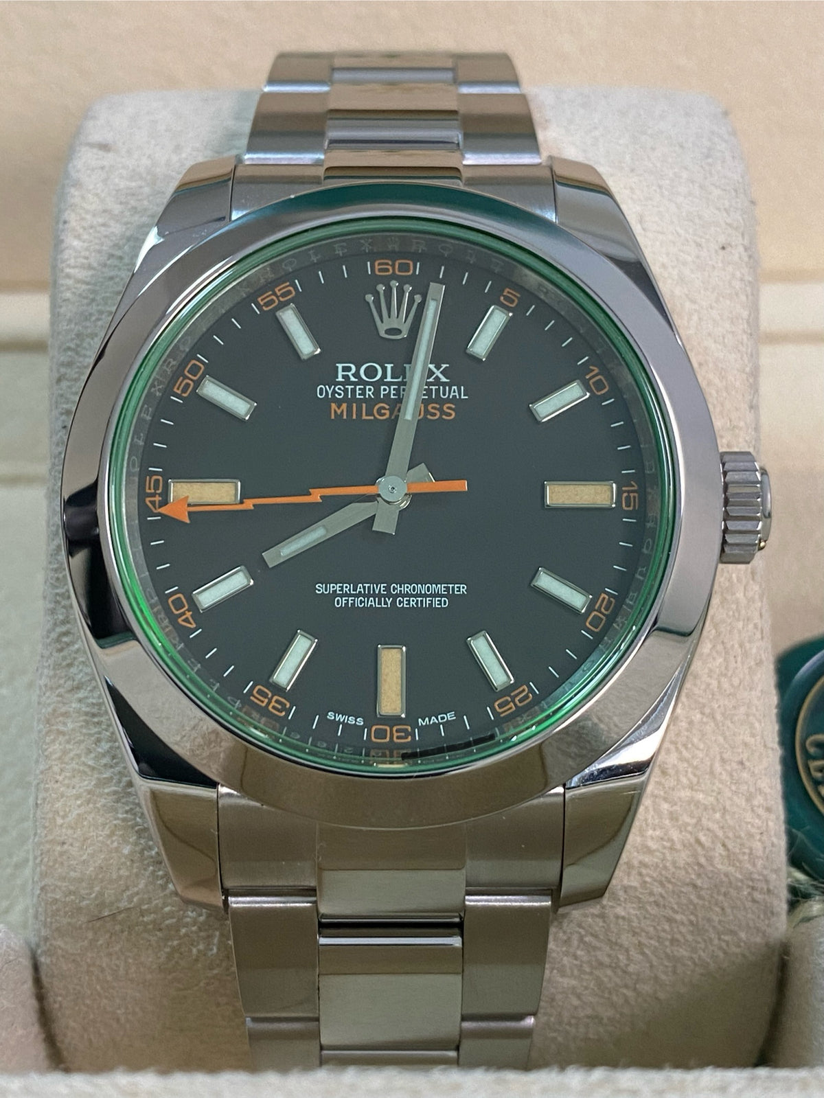 Rolex Milgauss - 2019 - Black Dial - Green Crystal - 116400GV *FULL SET*