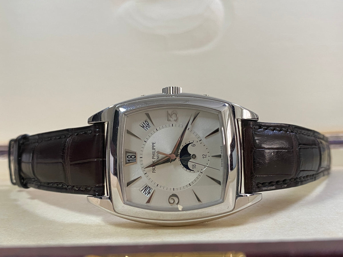 Patek Philippe Gondolo White Gold - 2005 - Silver Index Dial - Brown Leather Strap - 5135G-001 *UNPOLISHED*