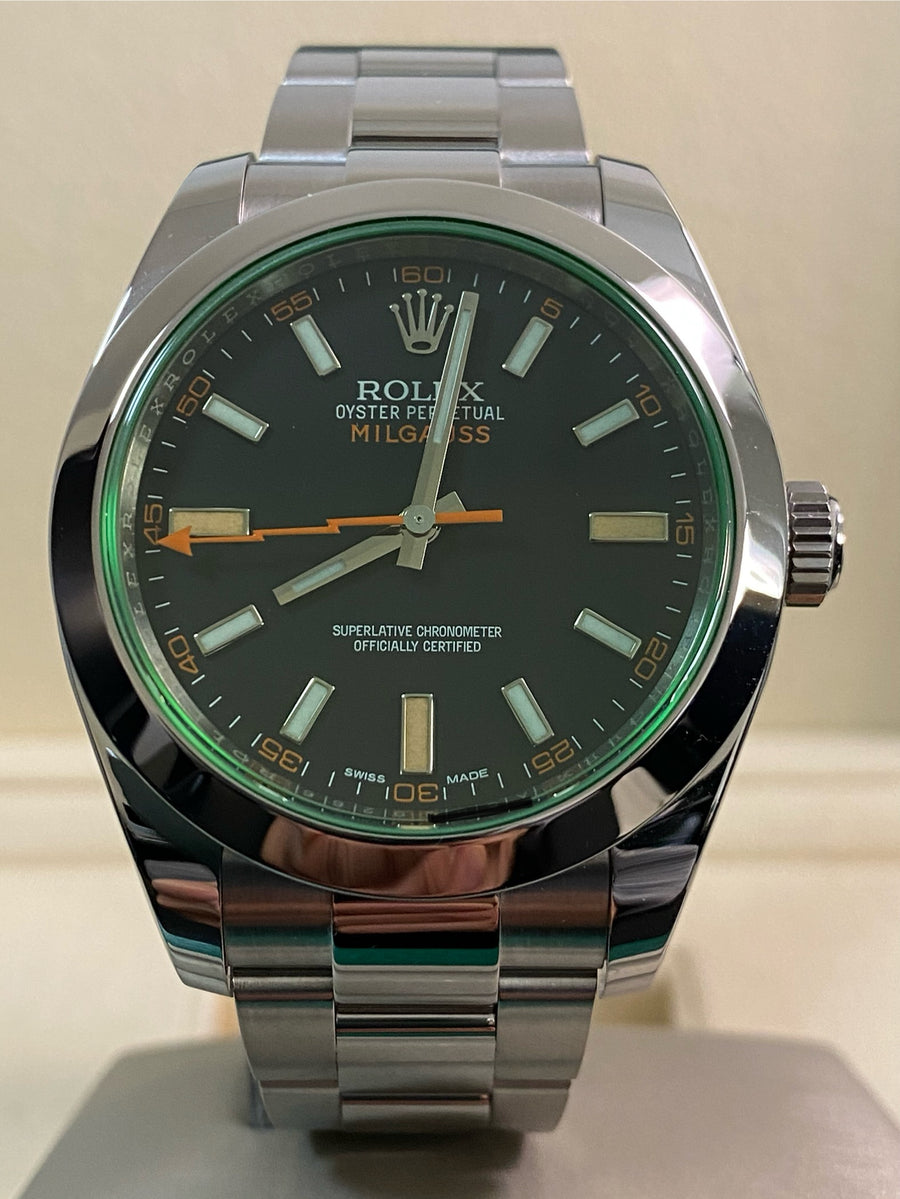 Rolex Milgauss - 2019 - Black Dial - Green Crystal - 116400GV *FULL SET*