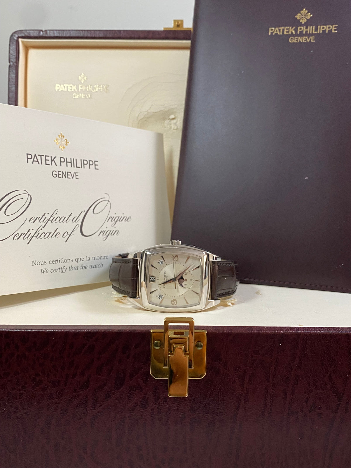 Patek Philippe Gondolo White Gold - 2005 - Silver Index Dial - Brown Leather Strap - 5135G-001 *UNPOLISHED*