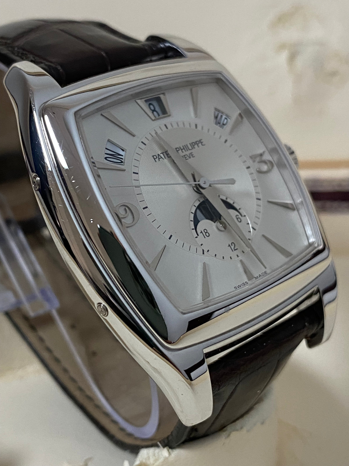 Patek Philippe Gondolo White Gold - 2005 - Silver Index Dial - Brown Leather Strap - 5135G-001 *UNPOLISHED*