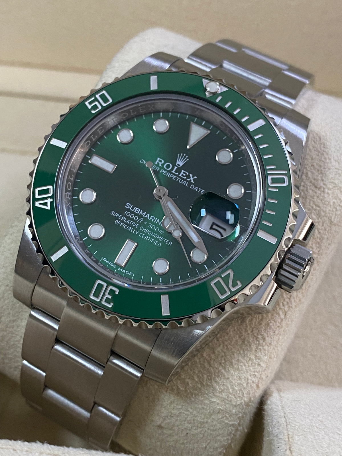 Rolex Steel Submariner Date - 2019 - "HULK" - 116610LV *FULL SET*