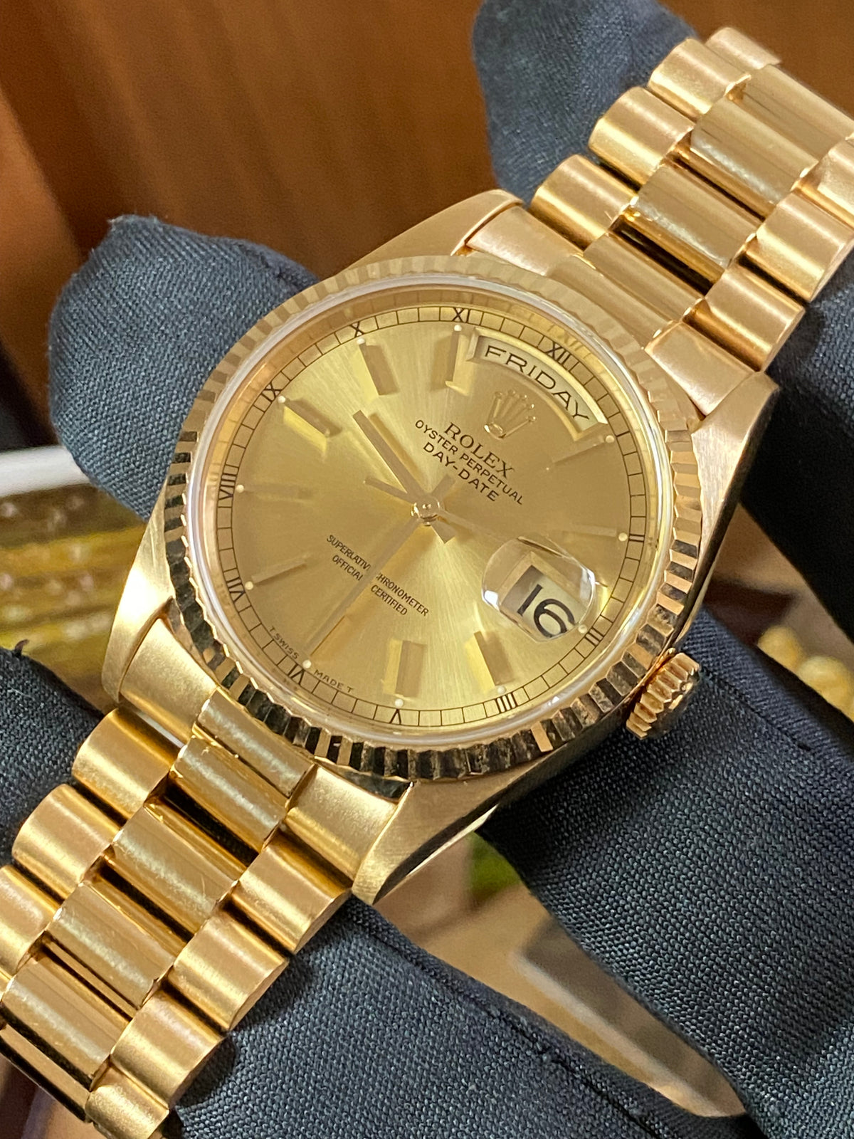 Rolex Yellow Gold Day-Date 36 - T serial - Fluted Bezel - Champagne Index Dial - Double Quickset - President Bracelet - 18238