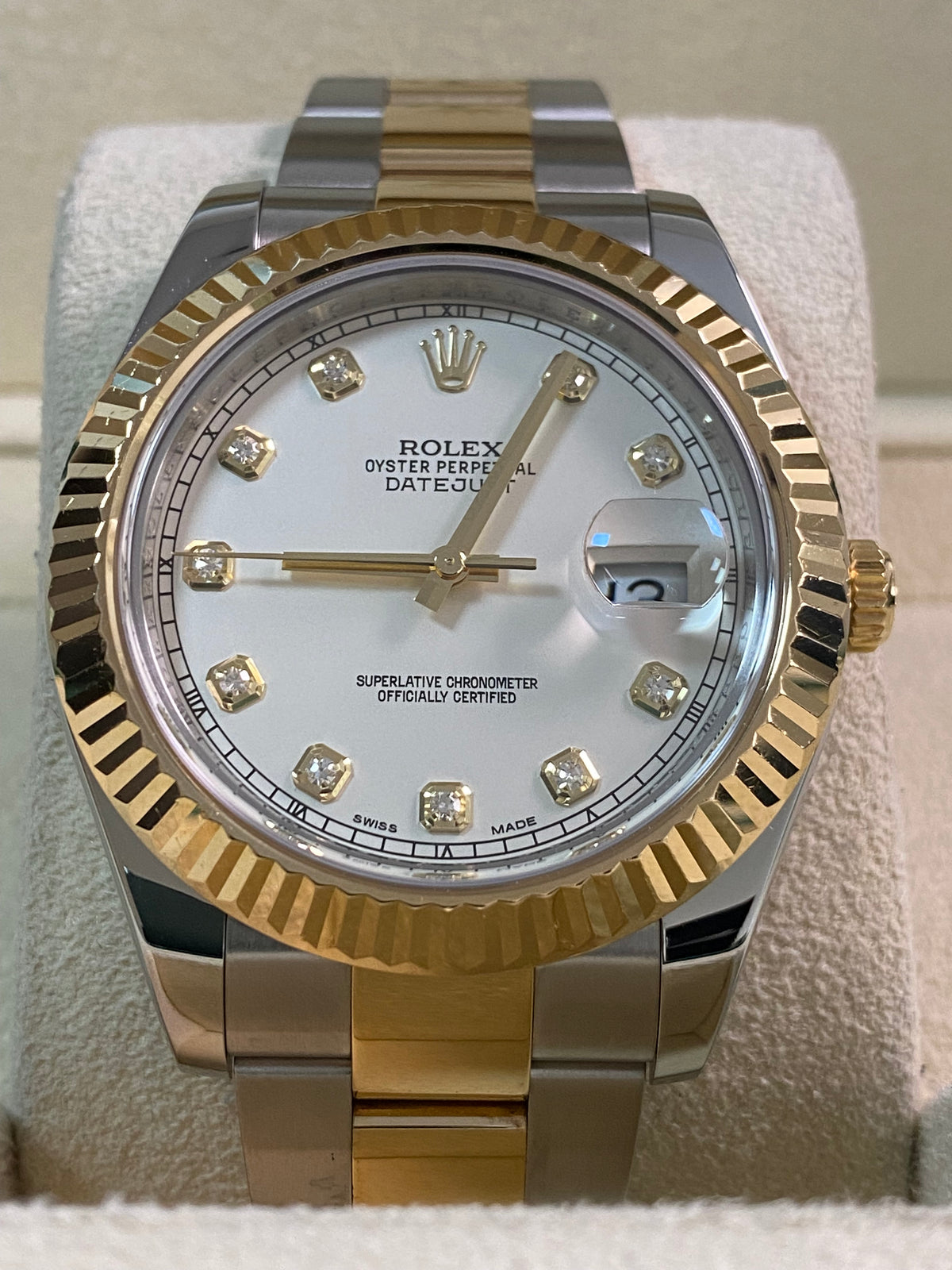 Rolex Steel & Yellow Rolesor Datejust II - Fluted Bezel - Ivory Diamond Dial - Oyster Bracelet - 116333