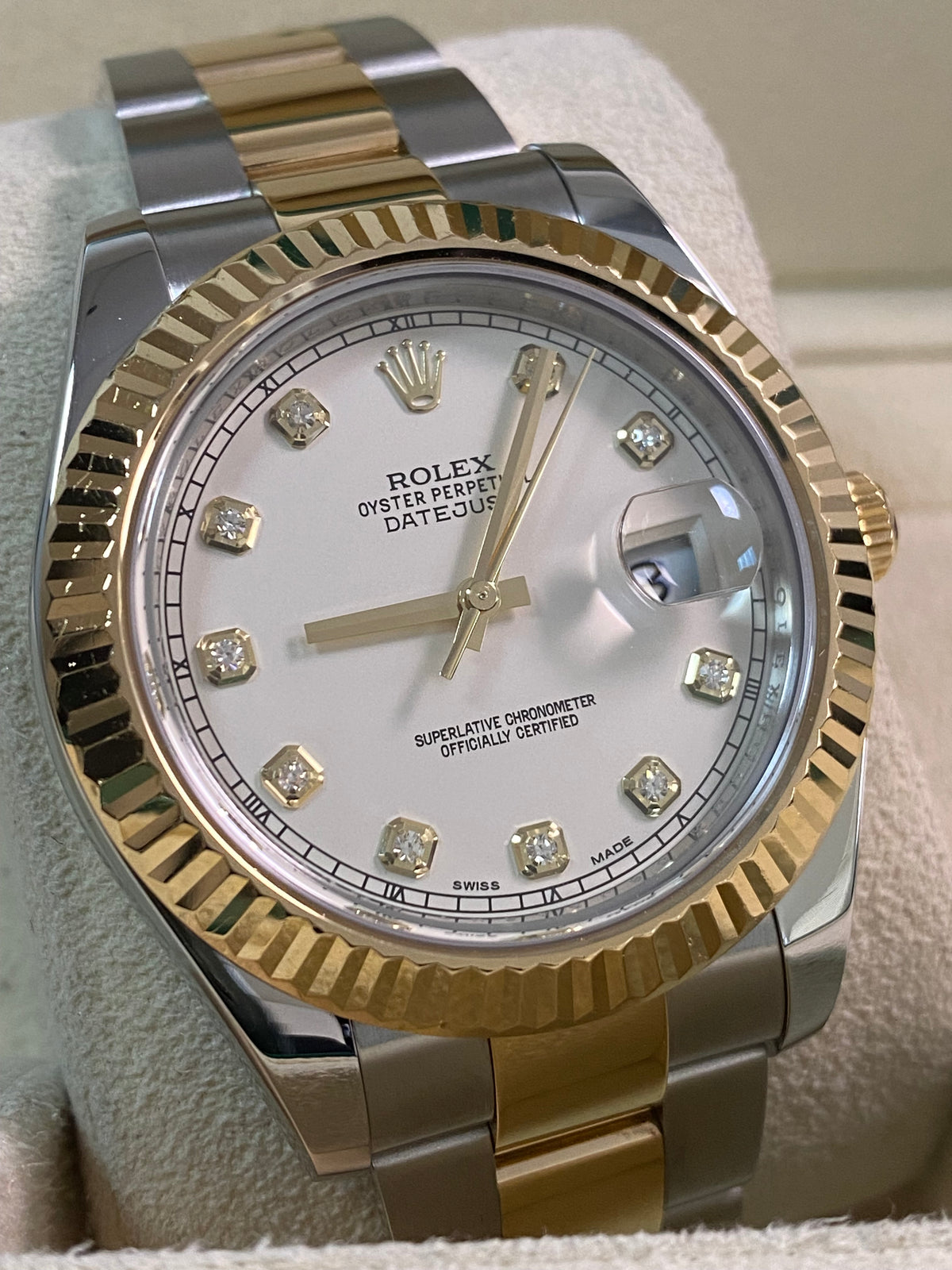 Rolex Steel & Yellow Rolesor Datejust II - Fluted Bezel - Ivory Diamond Dial - Oyster Bracelet - 116333