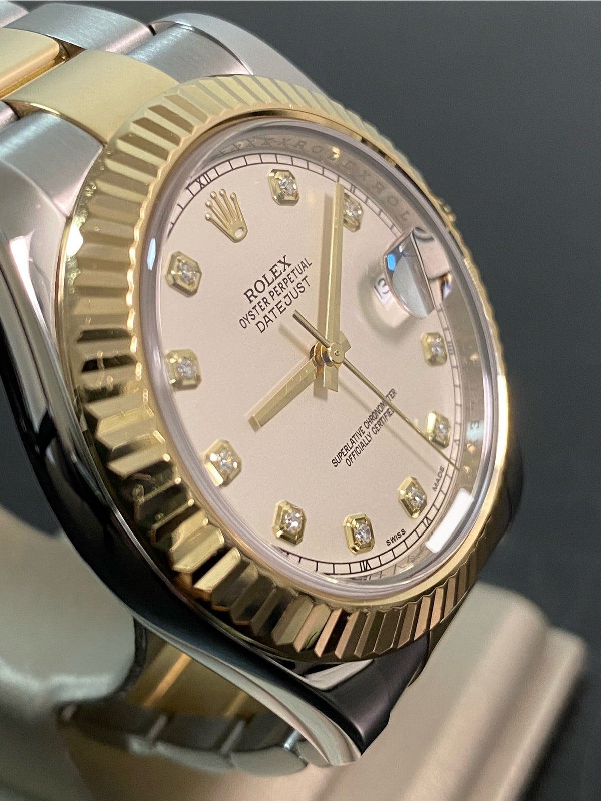 Rolex Steel & Yellow Rolesor Datejust II - Fluted Bezel - Ivory Diamond Dial - Oyster Bracelet - 116333