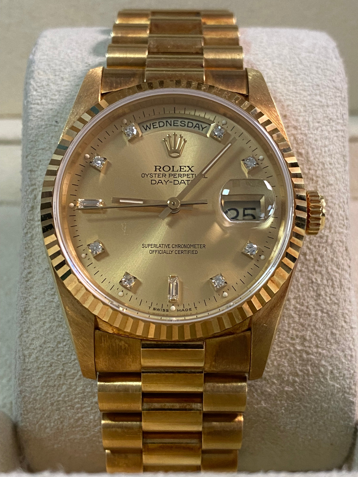 Rolex Yellow Gold Day-Date 36 - X serial - Fluted Bezel - Champagne Diamond Dial - President Bracelet - 18238 *UNPOLISHED*