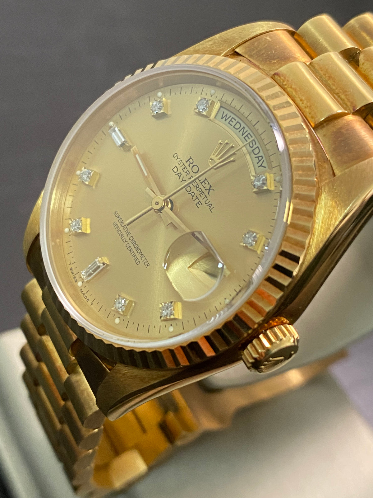 Rolex Yellow Gold Day-Date 36 - X serial - Fluted Bezel - Champagne Diamond Dial - President Bracelet - 18238 *UNPOLISHED*