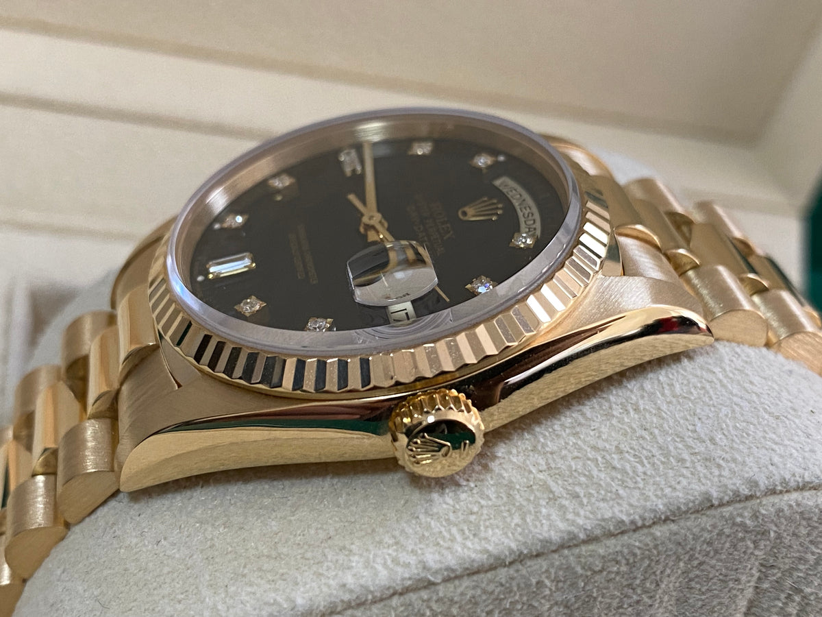 Rolex Yellow Gold Day-Date 36 - E serial - Fluted Bezel - Factory Diamond Dial - Double Quickset - President Bracelet - 18238