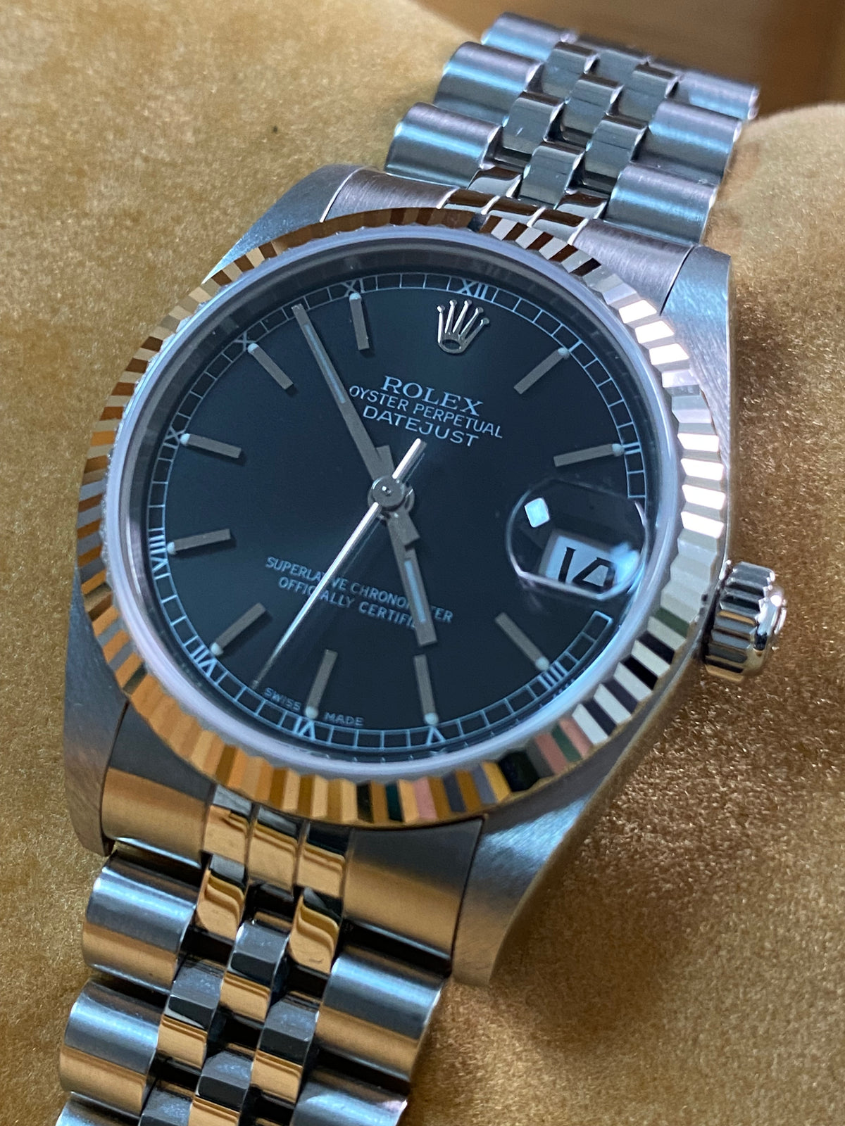 Rolex Steel Datejust 31 - A serial - Fluted Bezel - Black Index Dial - Jubilee Bracelet - 78274 *FULL SET*