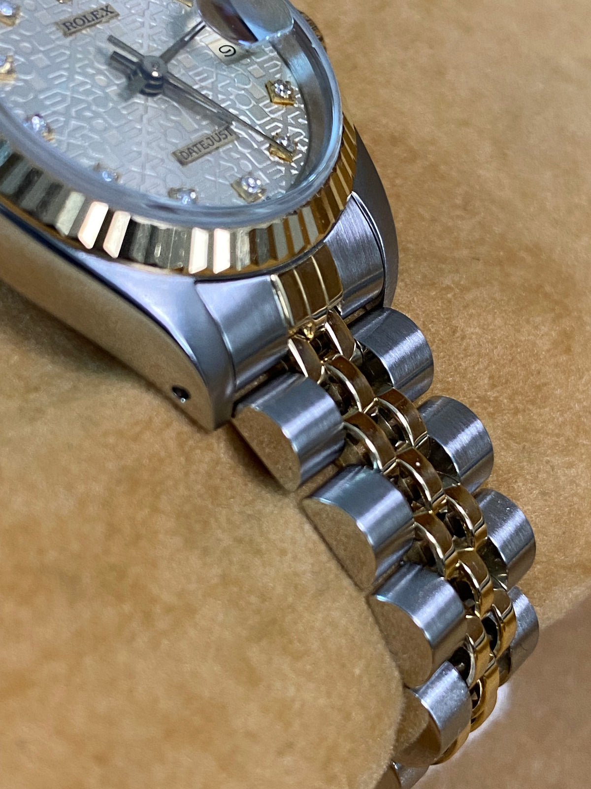 Rolex Steel and Yellow Gold Lady-Datejust - E serial - Fluted Bezel - Silver Anniversary Diamond Dial - Jubilee Bracelet - 69173