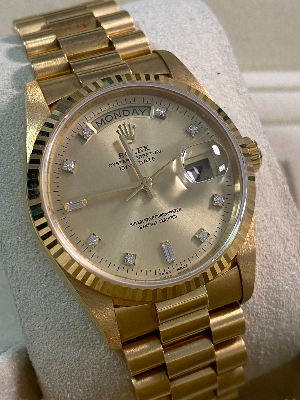 Rolex Yellow Gold Day-Date 36 - T serial - Fluted Bezel - Champagne Diamond Dial - President Bracelet - 18238 *UNPOLISHED*