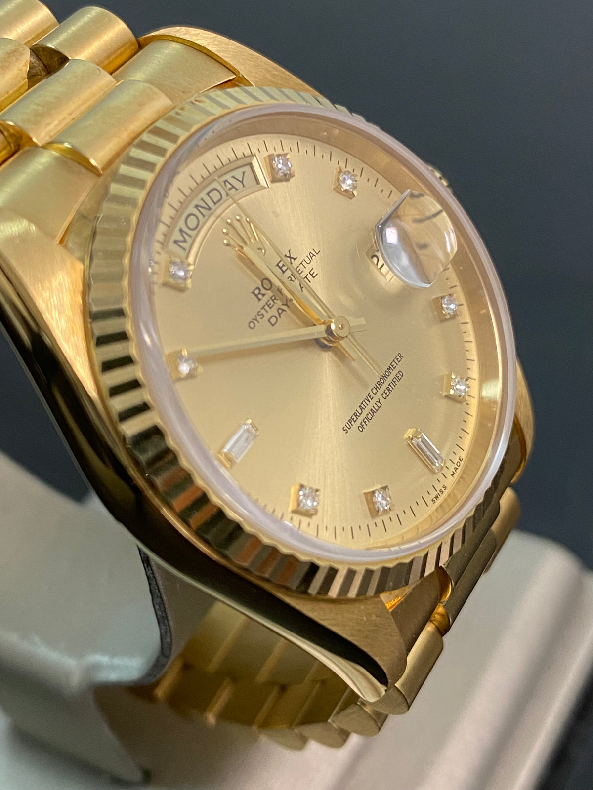 Rolex Yellow Gold Day-Date 36 - T serial - Fluted Bezel - Champagne Diamond Dial - President Bracelet - 18238 *UNPOLISHED*