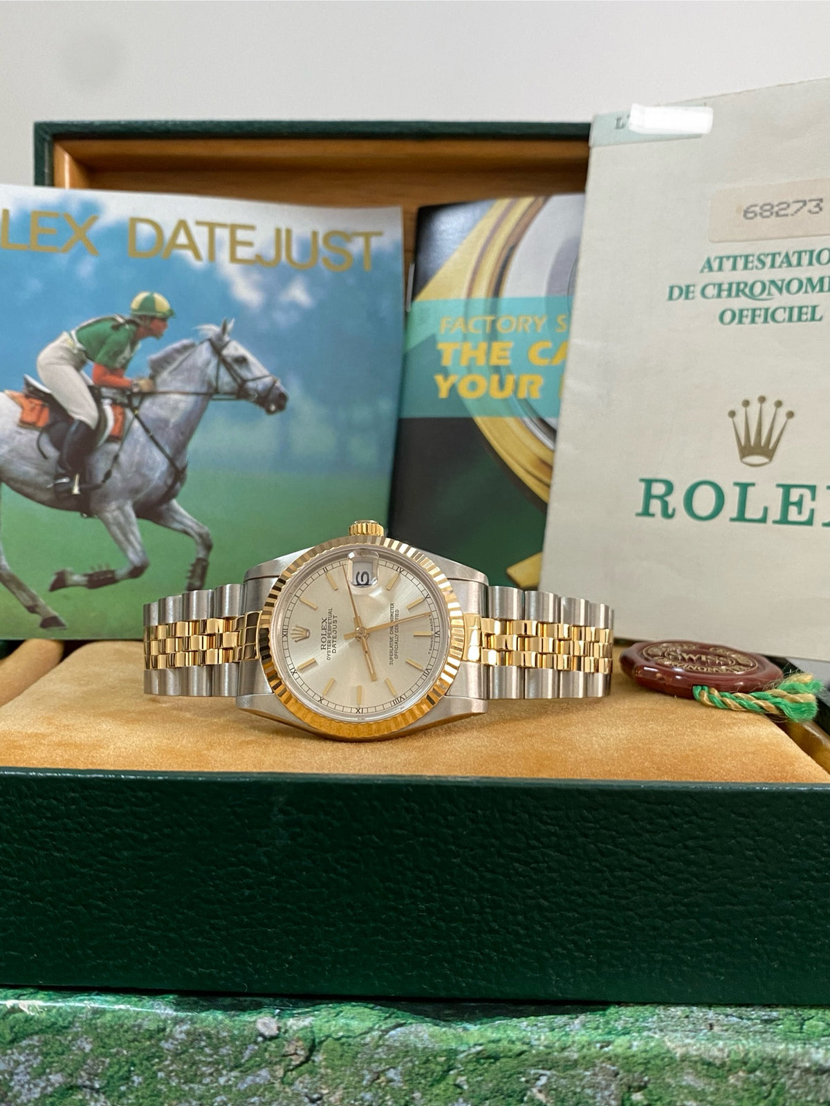 Rolex Steel and Yellow Gold Datejust 31 - L serial - Fluted Bezel - Silver Index Dial - Jubilee Bracelet - 68273