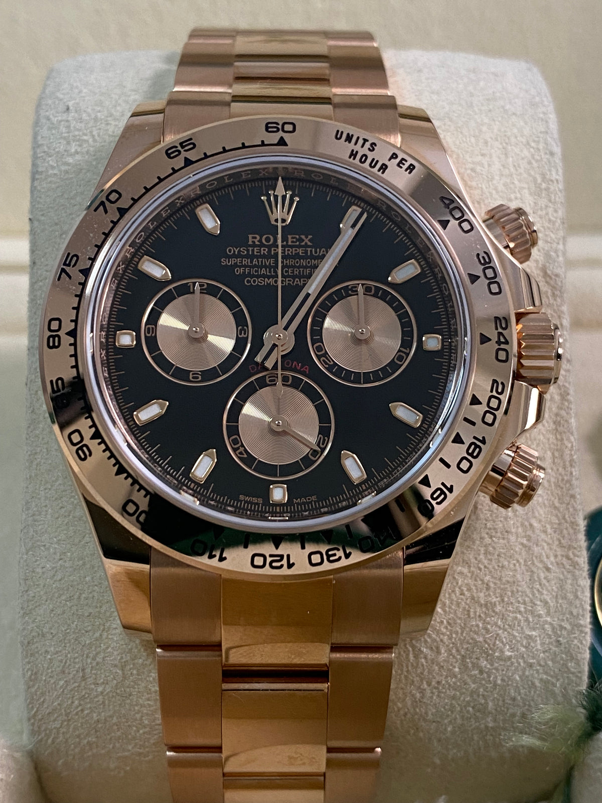 Rolex Everose Gold Cosmograph Daytona - 2021 - Black Index Dial - 116505 *FULL SET*