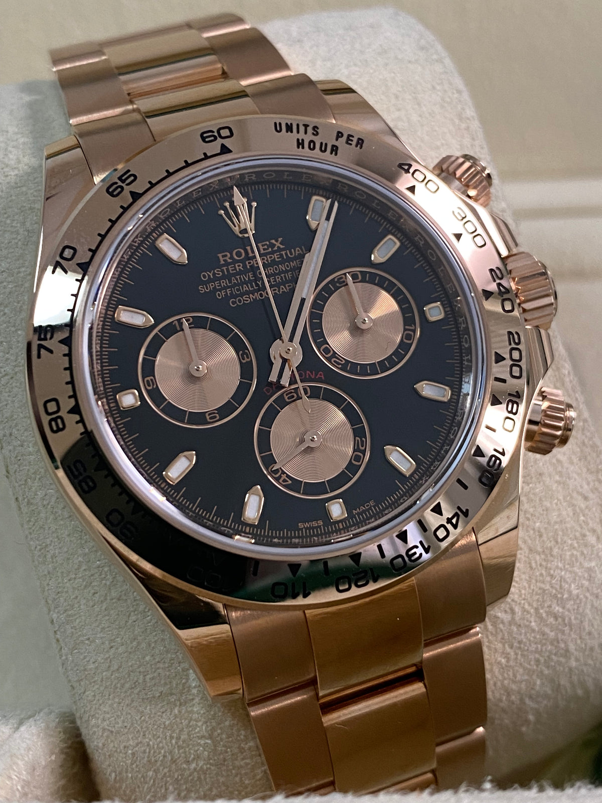 Rolex Everose Gold Cosmograph Daytona - 2021 - Black Index Dial - 116505 *FULL SET*