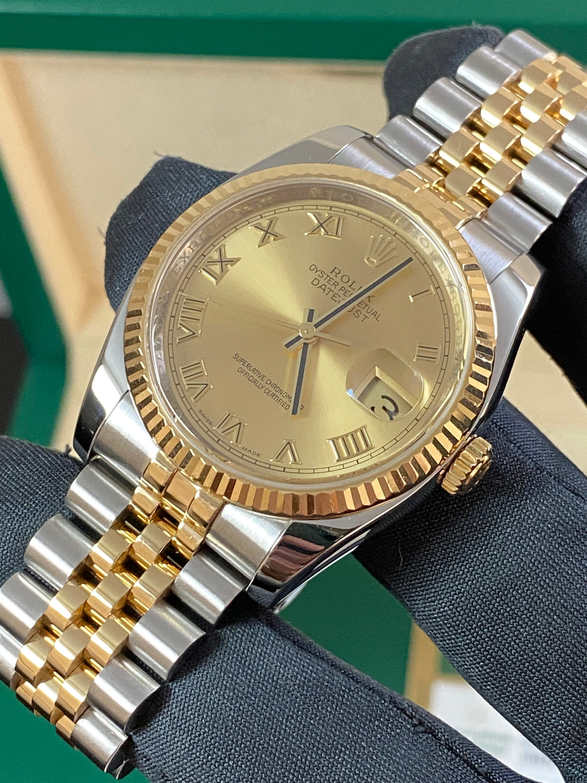 Rolex Steel and Yellow Gold Datejust 36 - G serial - Fluted Bezel - Champagne Roman Dial - Jubilee Bracelet - 116233 *OPEN CARD*