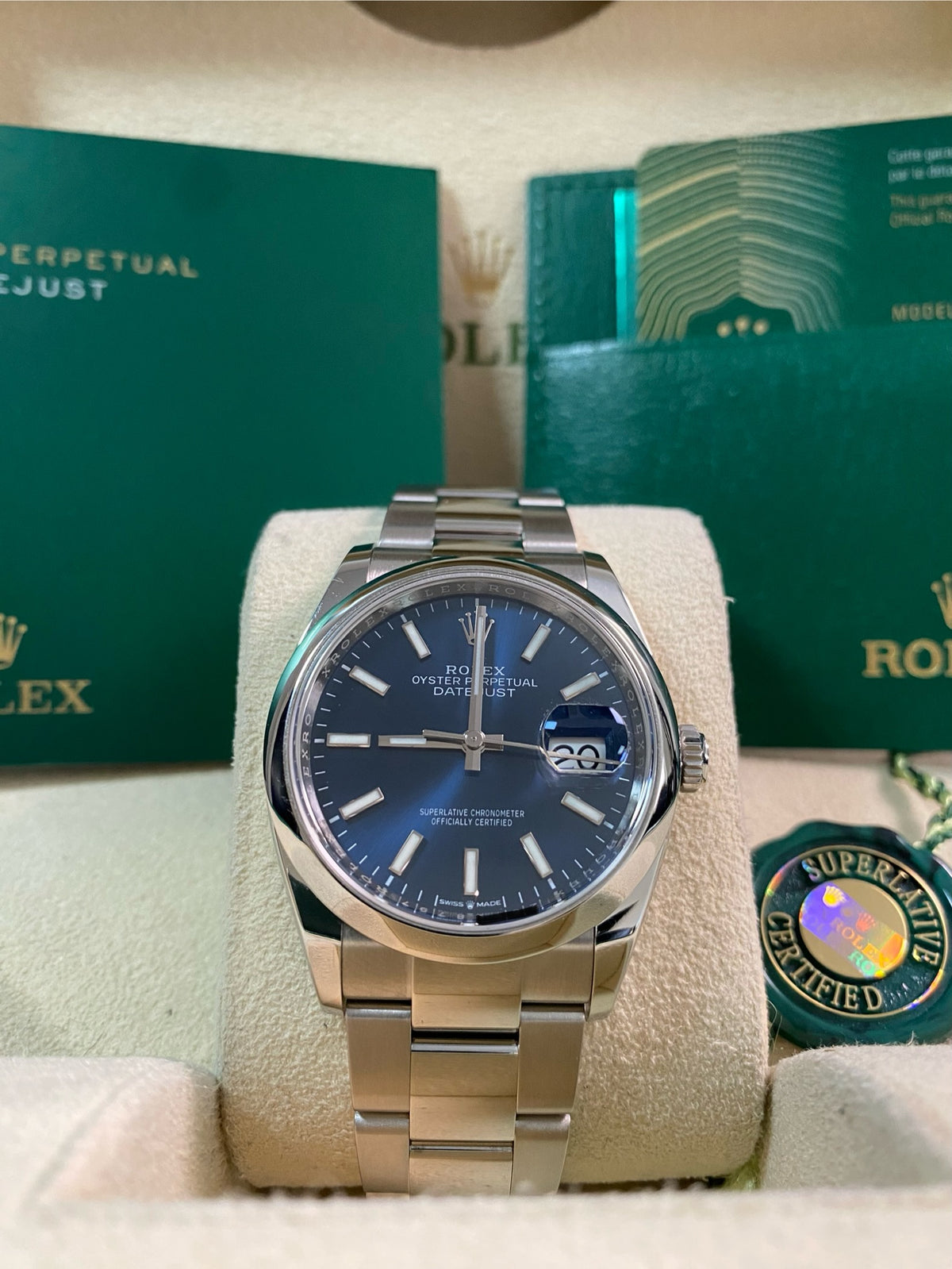 Rolex Steel Datejust 36 - 2021 - Domed Bezel - Blue Dial - Oyster Bracelet - 126200 *FULL SET*