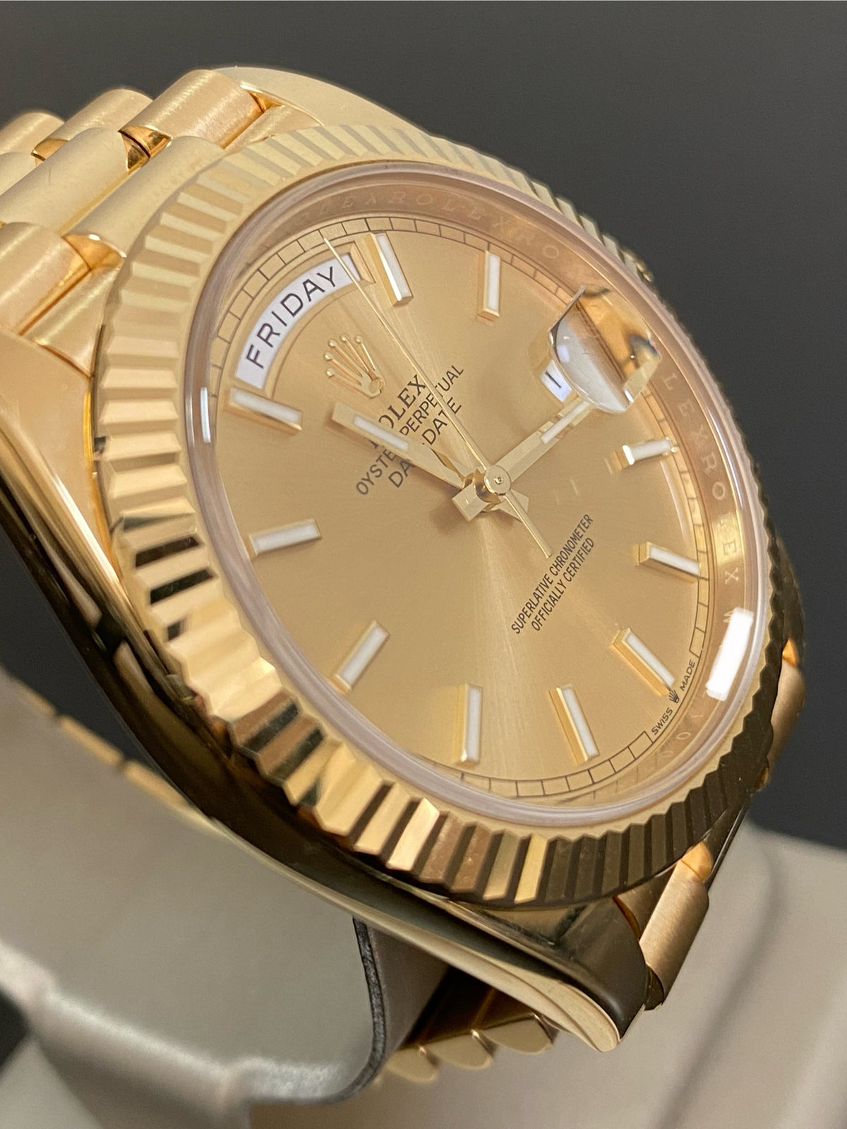 Rolex Yellow Gold Day-Date 40 - 2018 - Fluted Bezel - Champagne Index Dial - President Bracelet - 228238 *COMPLETE SET*