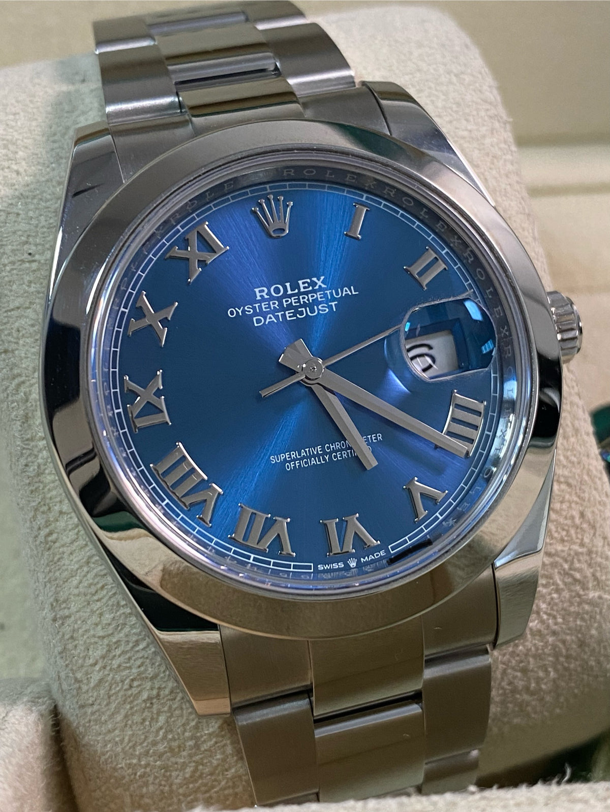 Rolex Steel Datejust 41 - 2021 - Smooth Bezel -Blue Roman Dial - Oyster Bracelet - 126300 *FULL SET*