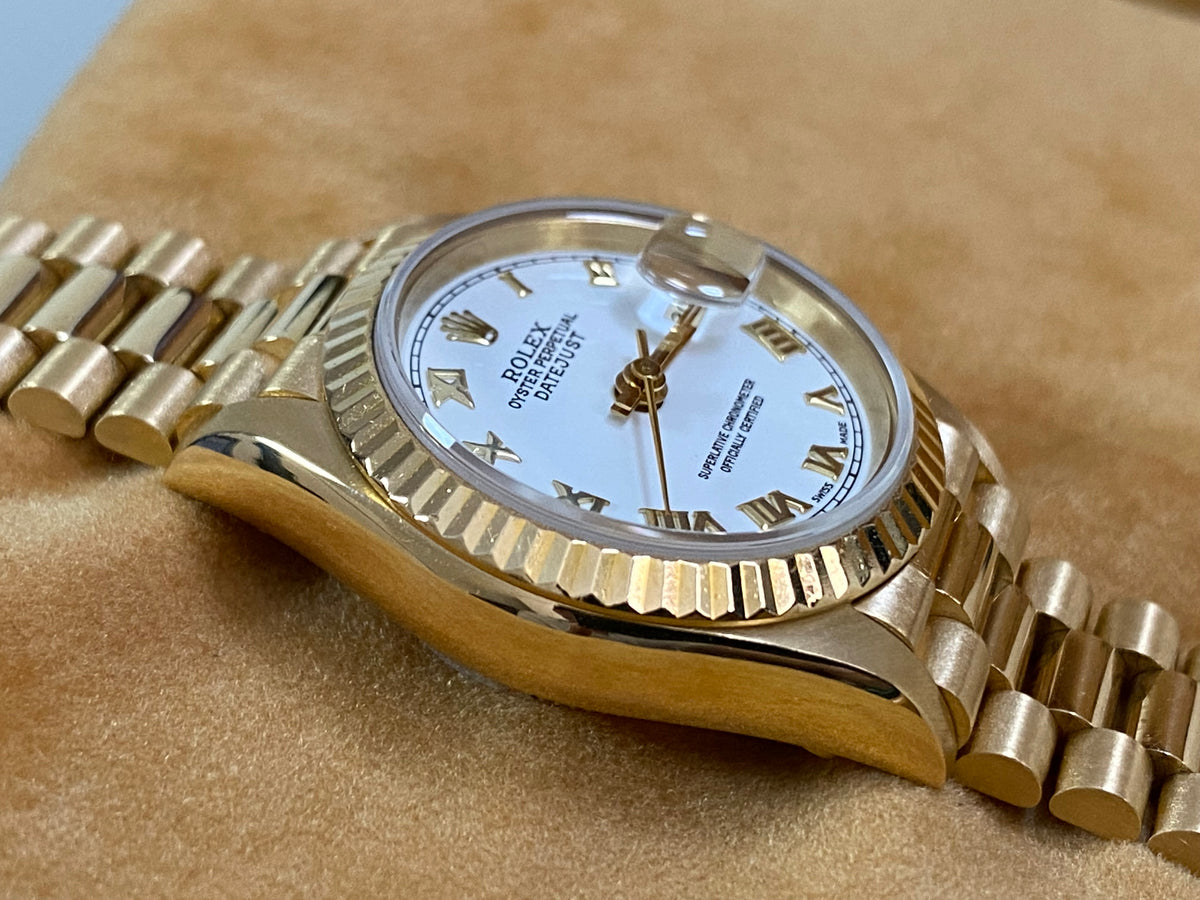 Rolex Yellow Gold Lady-Datejust - N serial - Fluted Bezel - White Roman Dial - President Bracelet - 69178