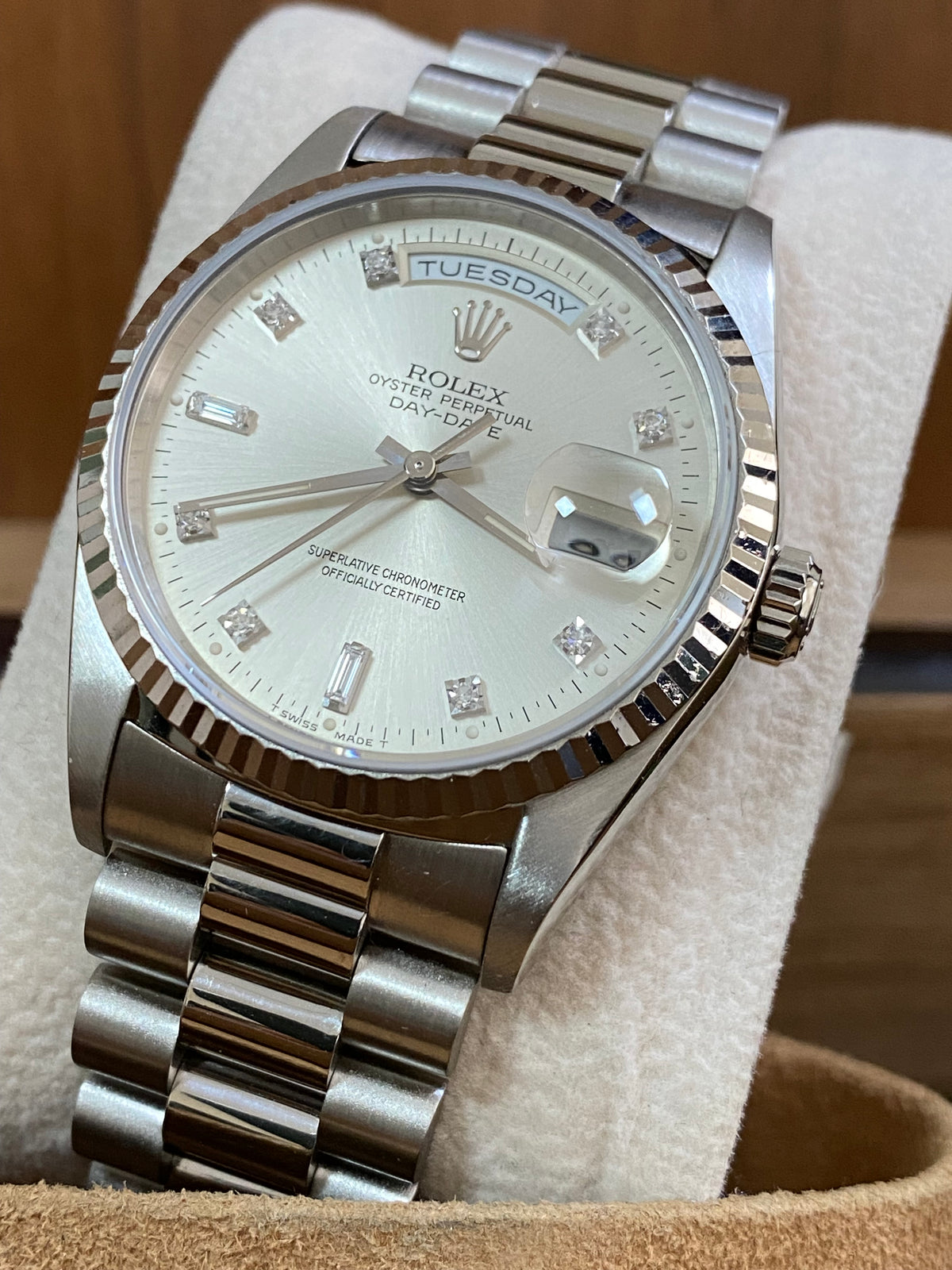 Rolex White Gold Day-Date 36 - E serial - Fluted Bezel - Factory Diamond Dial - President Bracelet - 18239