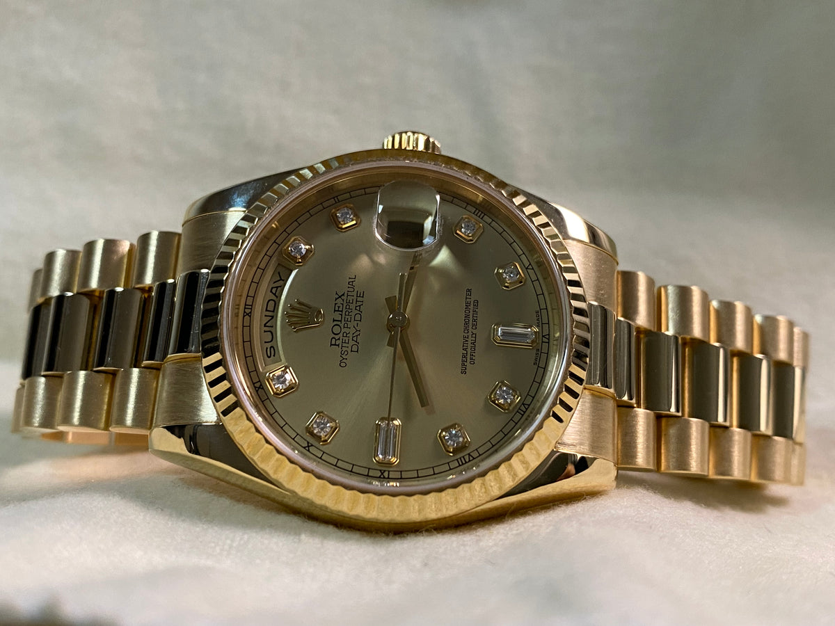 Rolex Yellow Gold Day-Date 36 - P serial - Fluted Bezel - Champagne Diamond Dial - President Bracelet - 118238 *FULL SET*