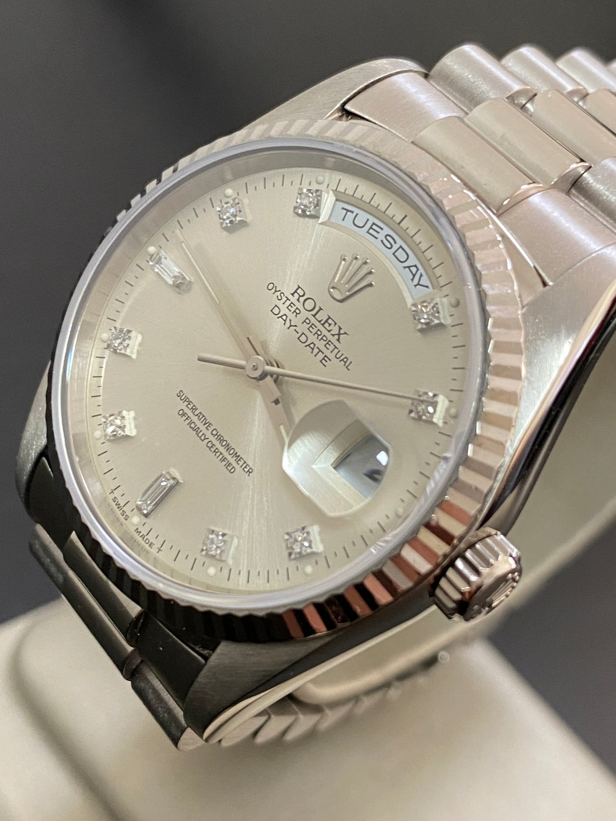 Rolex White Gold Day-Date 36 - E serial - Fluted Bezel - Factory Diamond Dial - President Bracelet - 18239