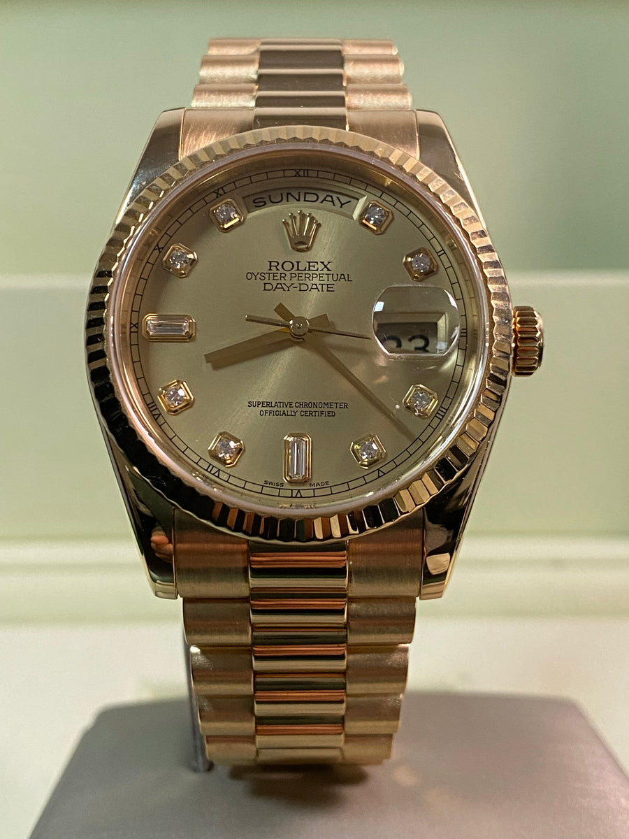 Rolex Yellow Gold Day-Date 36 - P serial - Fluted Bezel - Champagne Diamond Dial - President Bracelet - 118238 *FULL SET*