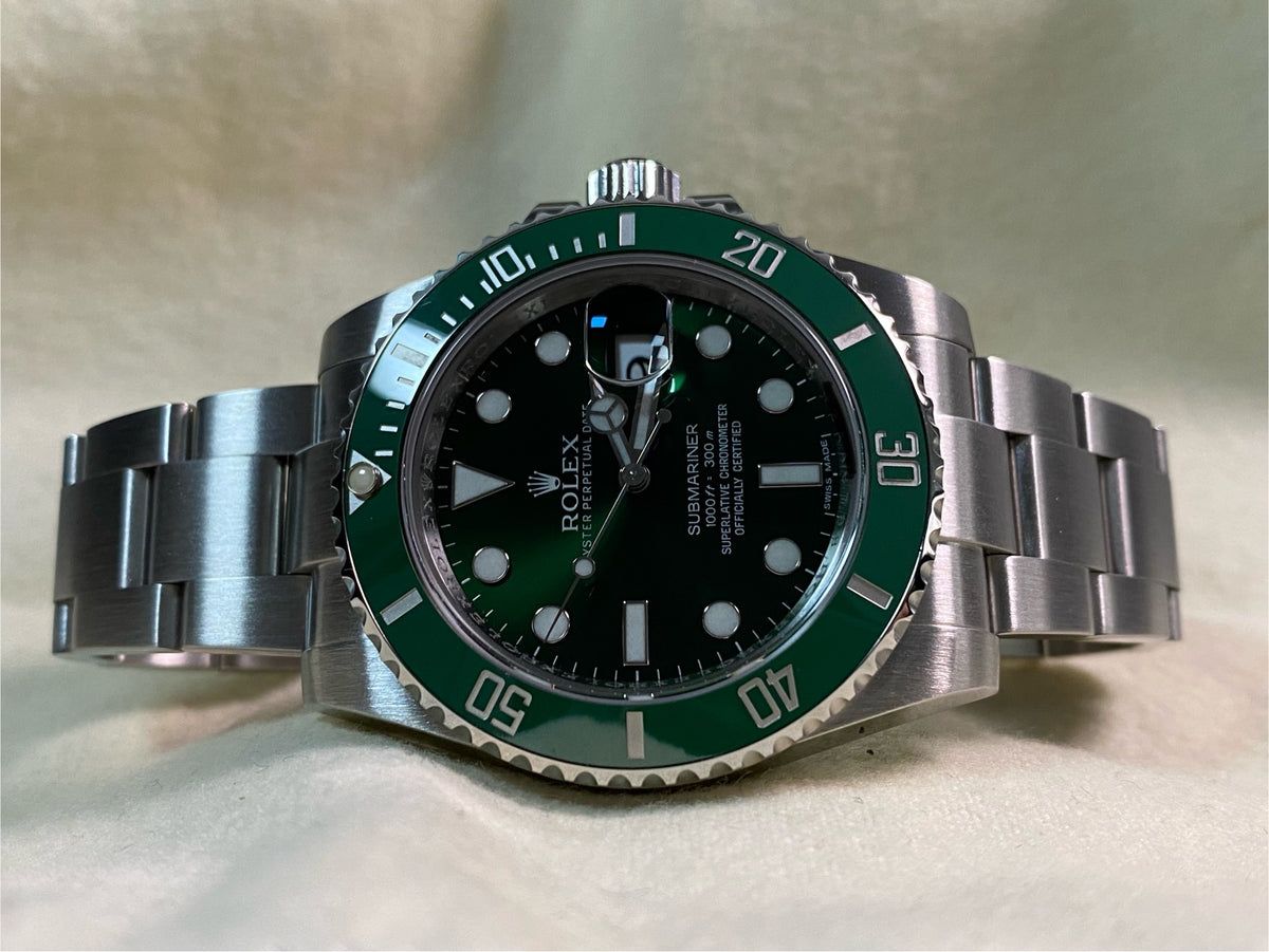 Rolex Steel Submariner Date - 2011 - "Hulk" - 116610LV *FULL SET*