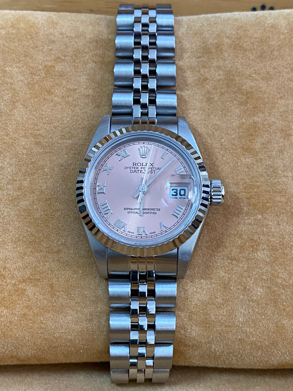 Rolex Steel Lady-Datejust - W serial- Fluted Bezel - Pink Roman Dial - Jubilee Bracelet - 69174 *COMPLETE SET*