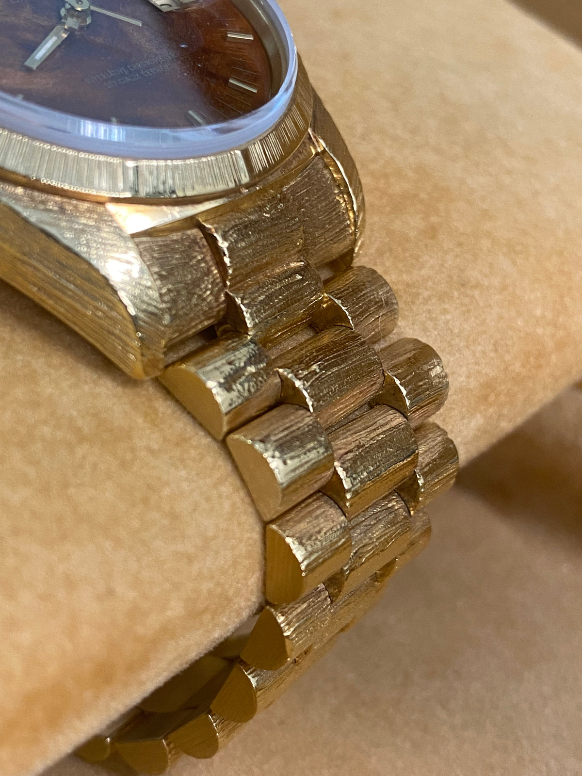 Rolex Yellow Gold Day-Date 36 - 1987 - Fluted Bezel - Wood Dial - Florentine Finish President Bracelet - 18038