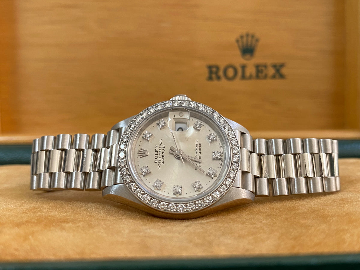 Rolex Platinum Lady-Datejust 26 - L serial - Diamond Bezel - Silver Diamond Dial - President Bracelet - 69136