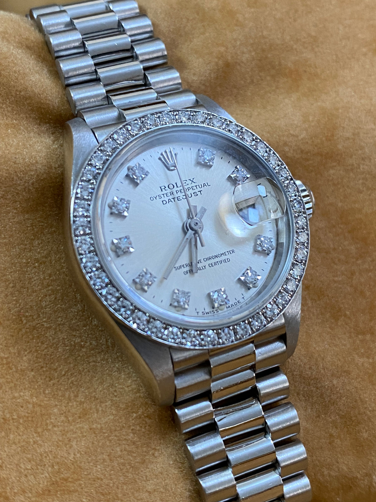 Rolex Platinum Lady-Datejust 26 - L serial - Diamond Bezel - Silver Diamond Dial - President Bracelet - 69136