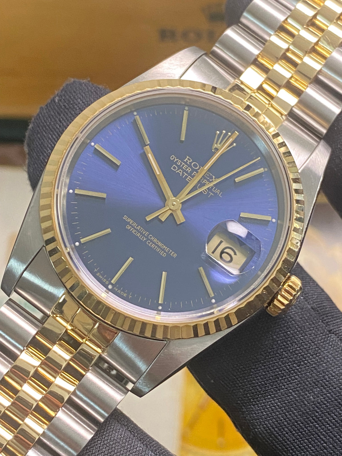 Rolex Steel and Yellow Gold Datejust 36 - N serial - Fluted Bezel - Blue Index Dial - Jubilee Bracelet - 16233