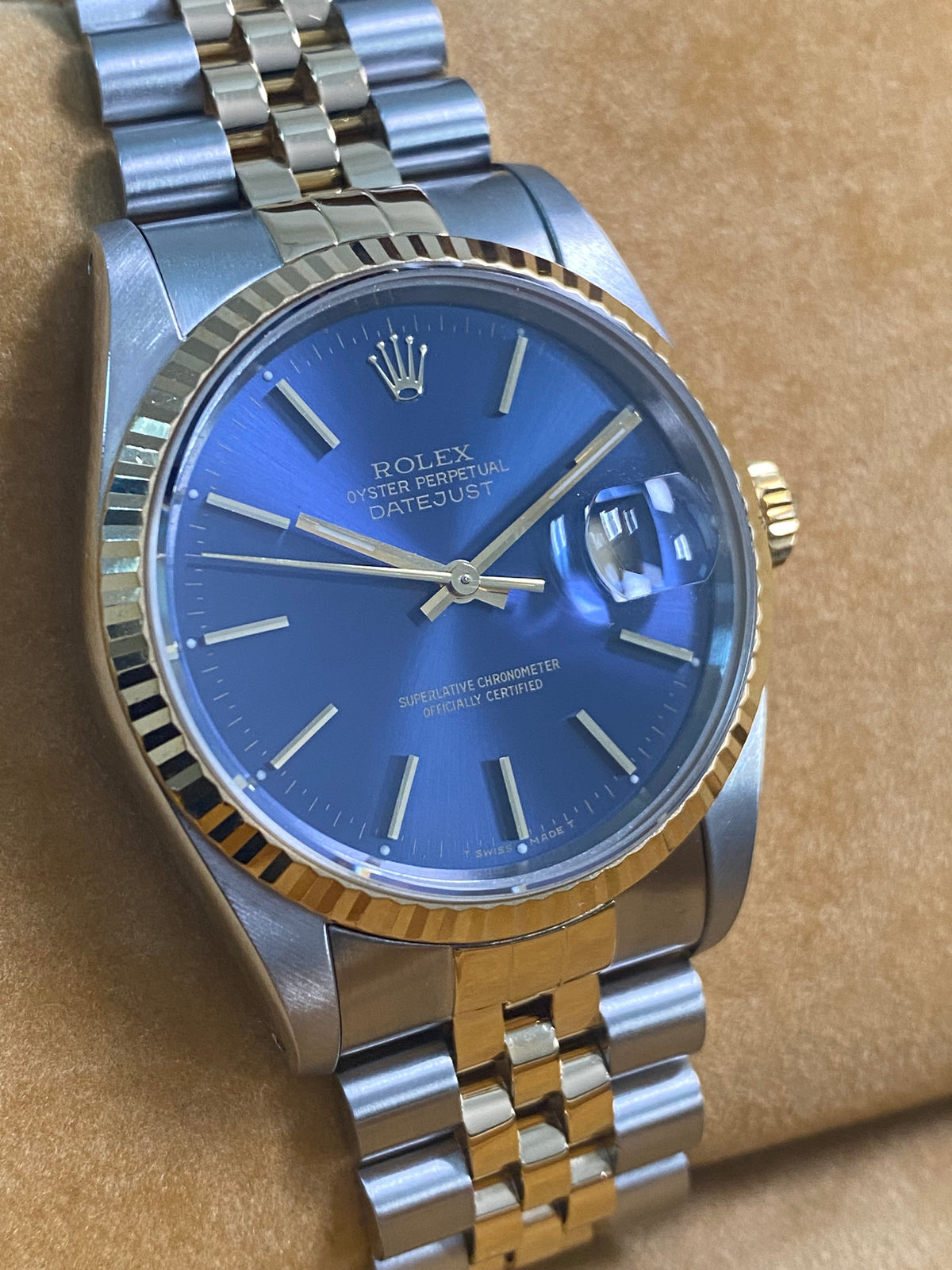 Rolex Steel and Yellow Gold Datejust 36 - N serial - Fluted Bezel - Blue Index Dial - Jubilee Bracelet - 16233