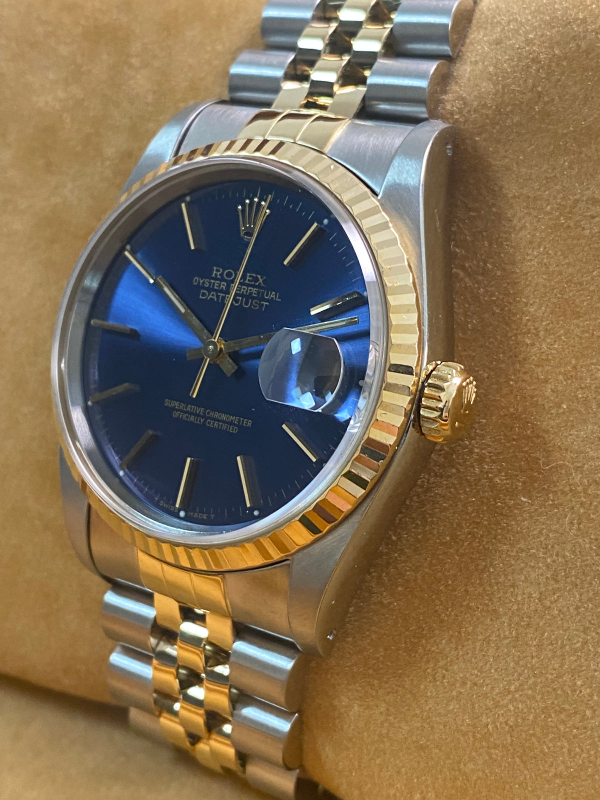 Rolex Steel and Yellow Gold Datejust 36 - N serial - Fluted Bezel - Blue Index Dial - Jubilee Bracelet - 16233