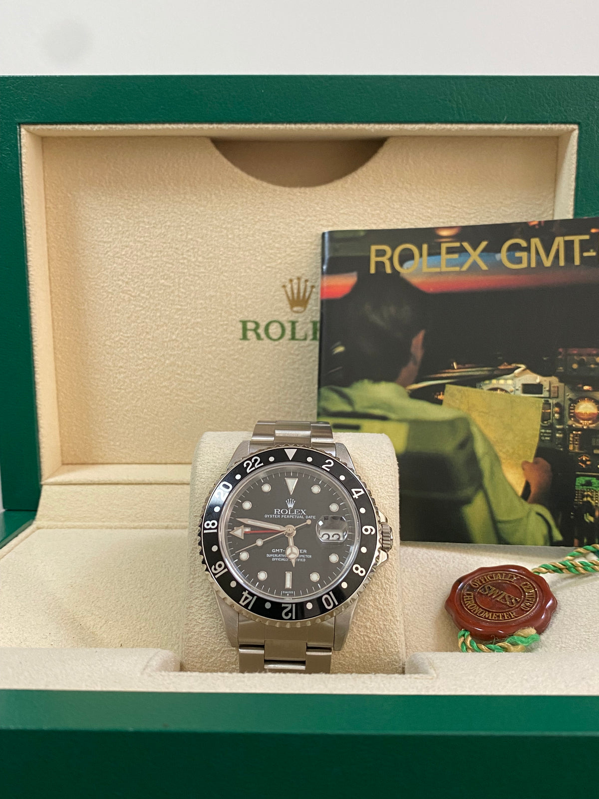 Rolex Steel GMT-Master - U serial -  Black Pre Ceramic Bezel - Black Dial - Oyster Bracelet - 16700