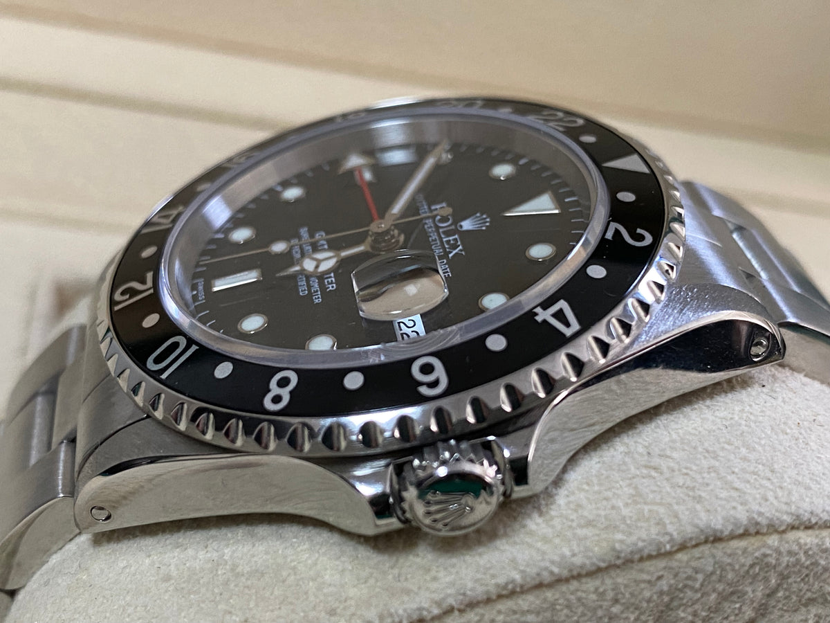 Rolex Steel GMT-Master - U serial -  Black Pre Ceramic Bezel - Black Dial - Oyster Bracelet - 16700