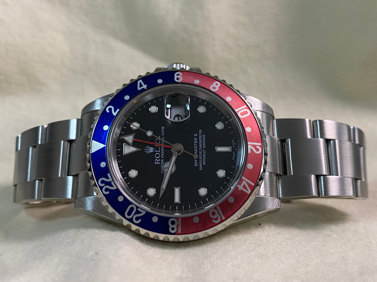 Rolex Steel GMT-Master II -  2006 - "Pepsi" - No Holes Case - Oyster Bracelet - 16710