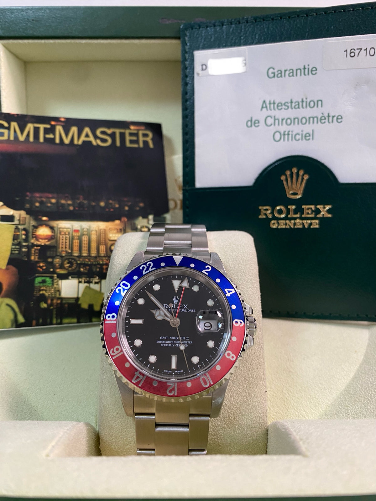 Rolex Steel GMT-Master II -  2006 - "Pepsi" - No Holes Case - Oyster Bracelet - 16710