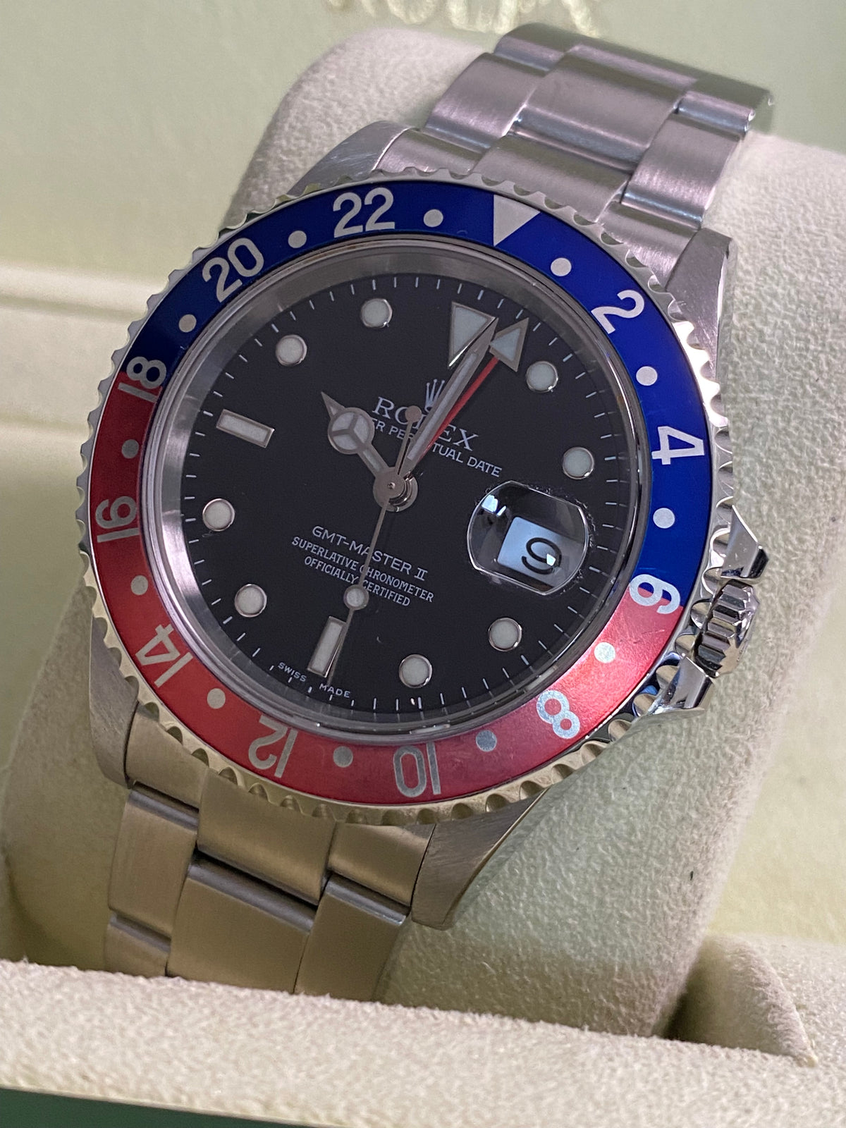 Rolex Steel GMT-Master II -  2006 - "Pepsi" - No Holes Case - Oyster Bracelet - 16710